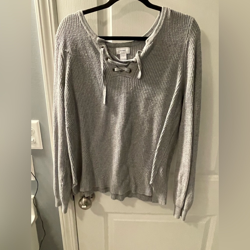 Old Navy Grey Sweater